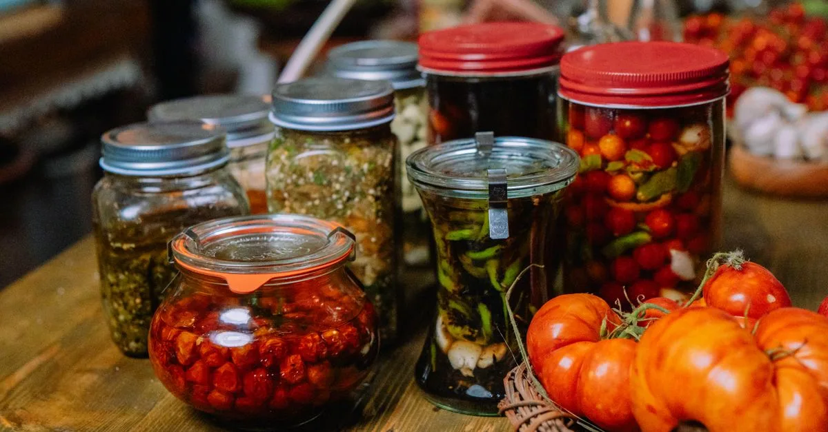 découvrez tout sur la mère de vinaigre, cette substance naturelle essentielle à la fabrication du vinaigre, ses propriétés, son utilisation et ses bienfaits pour la cuisine et la santé.