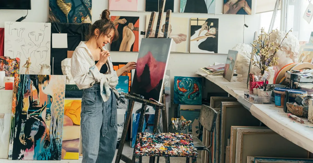 découvrez l'art de la peinture, des techniques classiques aux styles modernes, pour exprimer votre créativité et embellir vos espaces.