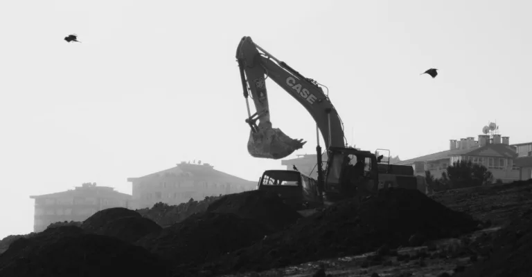 découvrez nos services d'excavation et travaux de terrassement pour tous vos projets de construction et aménagement extérieur.