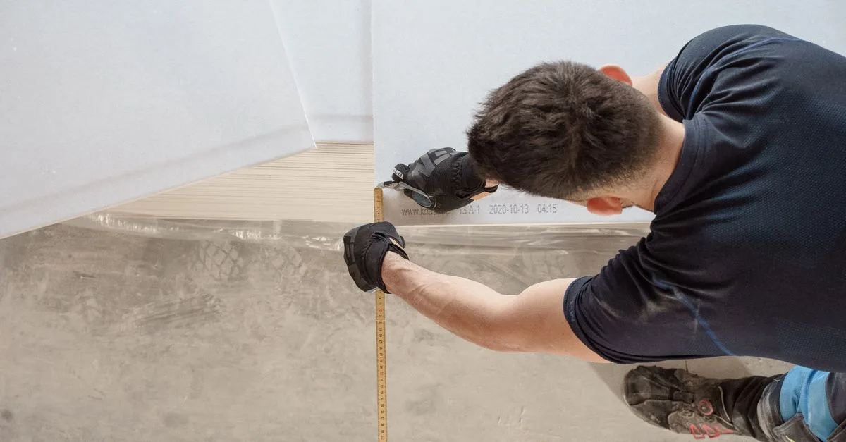 installation de revêtements de sol professionnelle pour une finition durable et esthétique. services rapides et de qualité adaptés à tous types de sols.