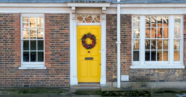 remplacement de porte rapide et efficace pour améliorer la sécurité et l'esthétique de votre maison. services professionnels et équipements de qualité.